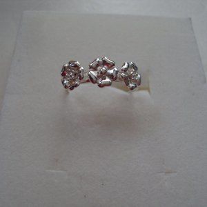 BOGO New floral sterling ring size 8 DAD154